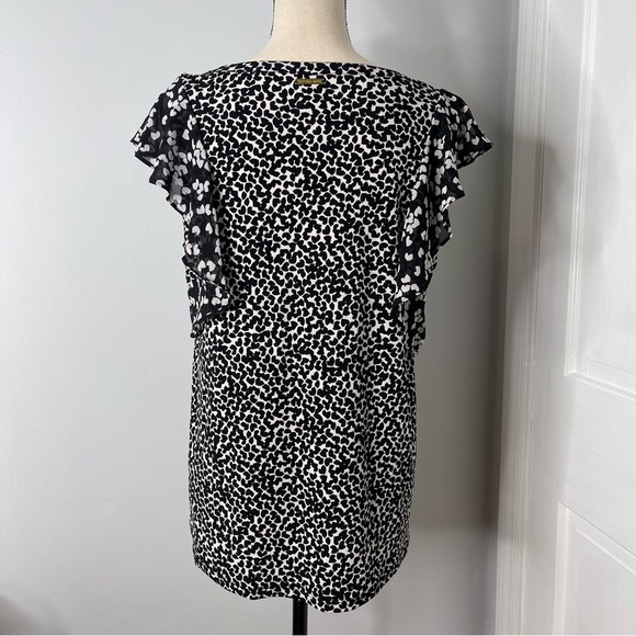 Michael Kors Black & White Abstract Blouse NEW WITH TAGS size Large - Picture 8 of 11
